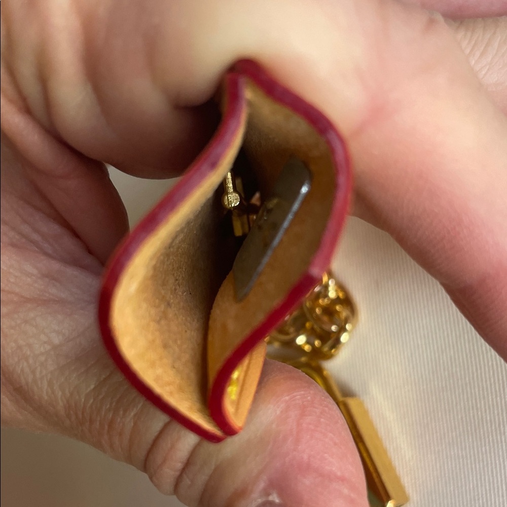 LV STYLE Brown Leather Key Charm with Gold Hardware - Picture 3 of 4